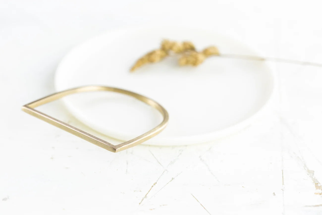 Minimal D | Brass Bangle